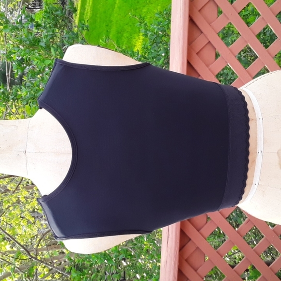 NWOT size M BLACK Marena Recovery Sleeveless Vest - STYLE NO. FVNS - Picture 5 of 13
